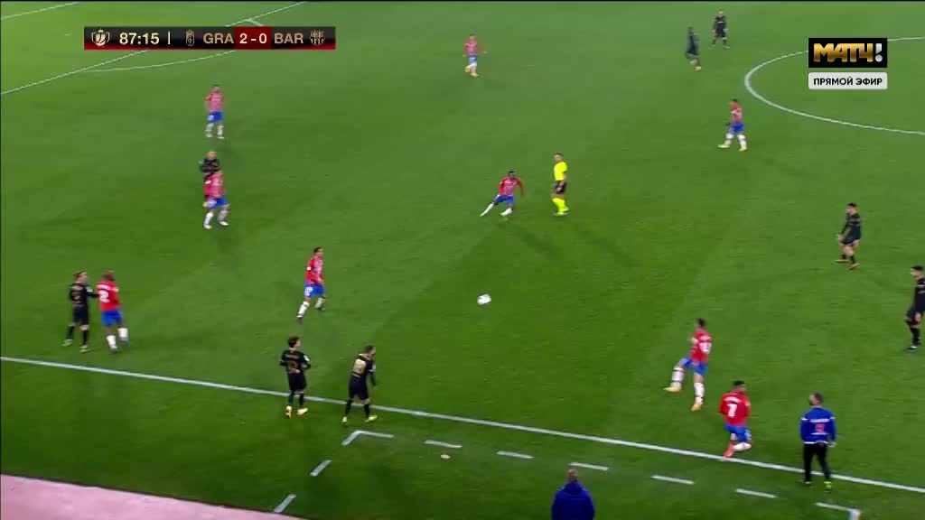 30号再续，弗林蓬社媒展示利物浦新赛季球衣