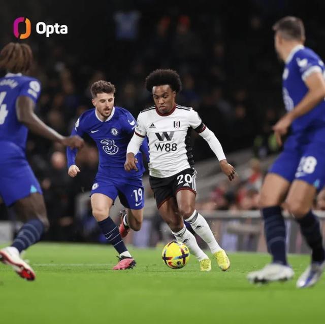 爱尔兰英雄帕罗特含泪接受采访：这就是我们热爱足球的原因