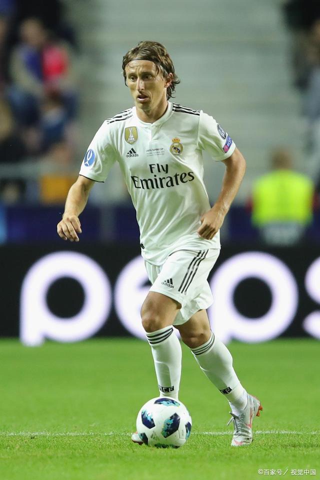 国米vs威尼斯：小图拉姆搭档皮奥；迪乌夫、苏契奇首发