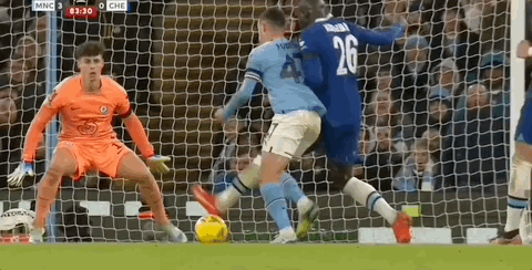 记者：德拉普肩部受伤，将缺席6至8周