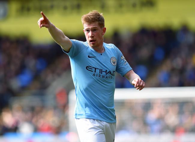 备受关注！74611名球迷现场观战英格兰女足vs中国女足的友谊赛